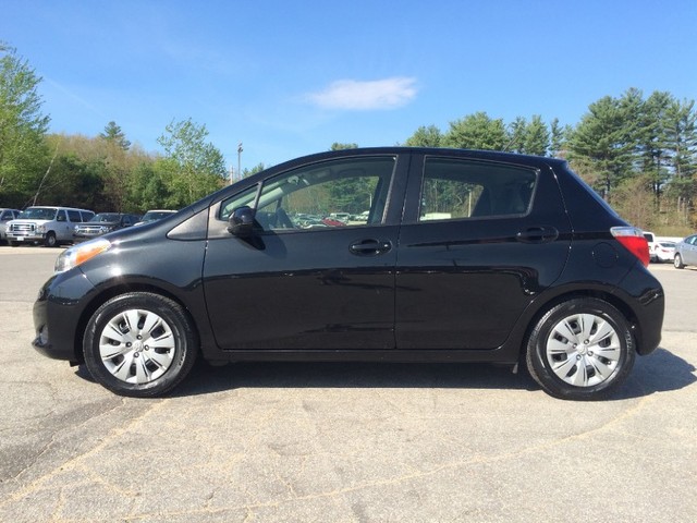 pre owned toyota yaris #2